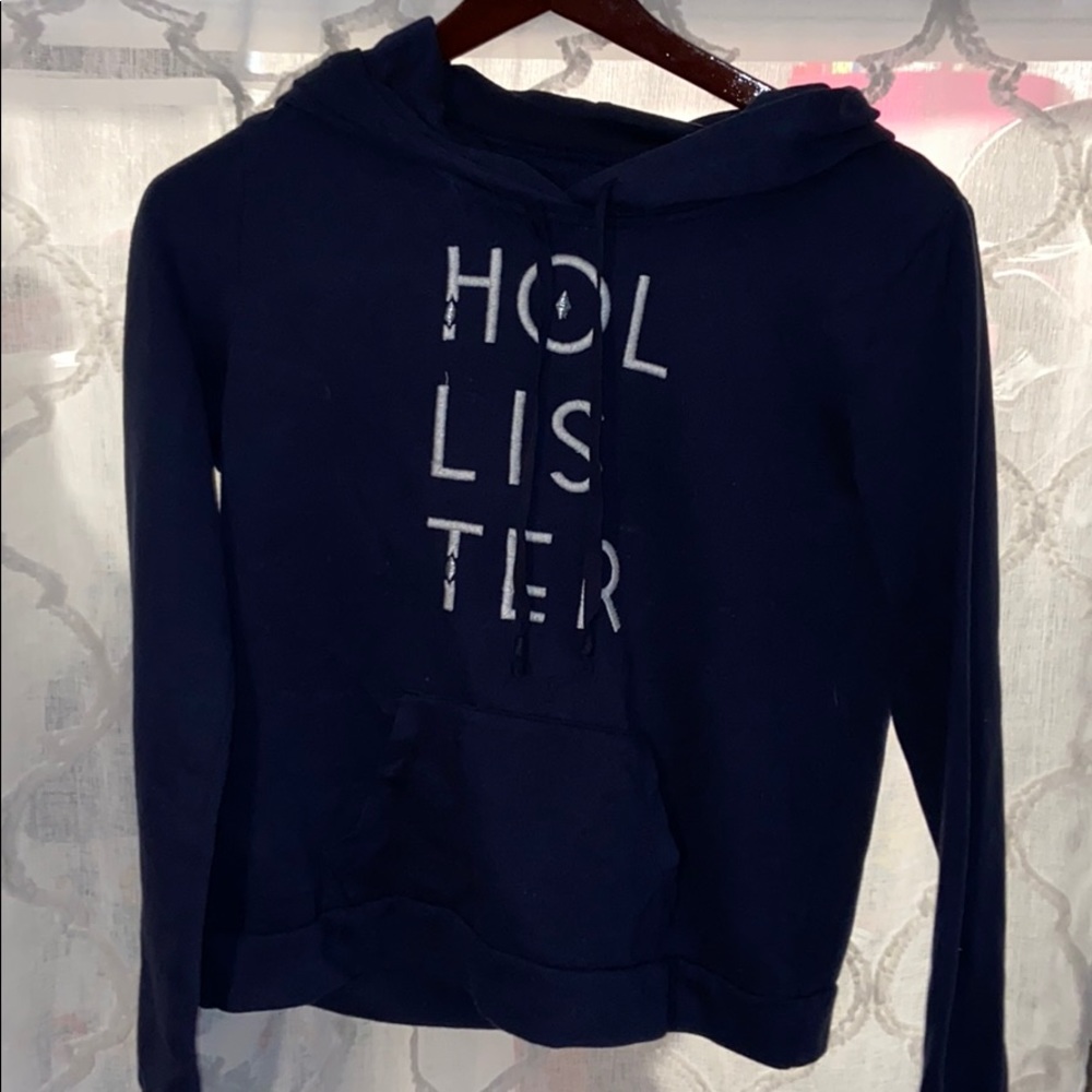 Hollister Navy Sweatshirt.